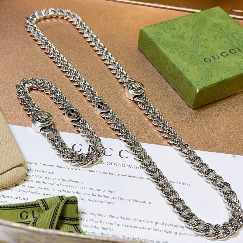 Gucci Suits 10yxx15